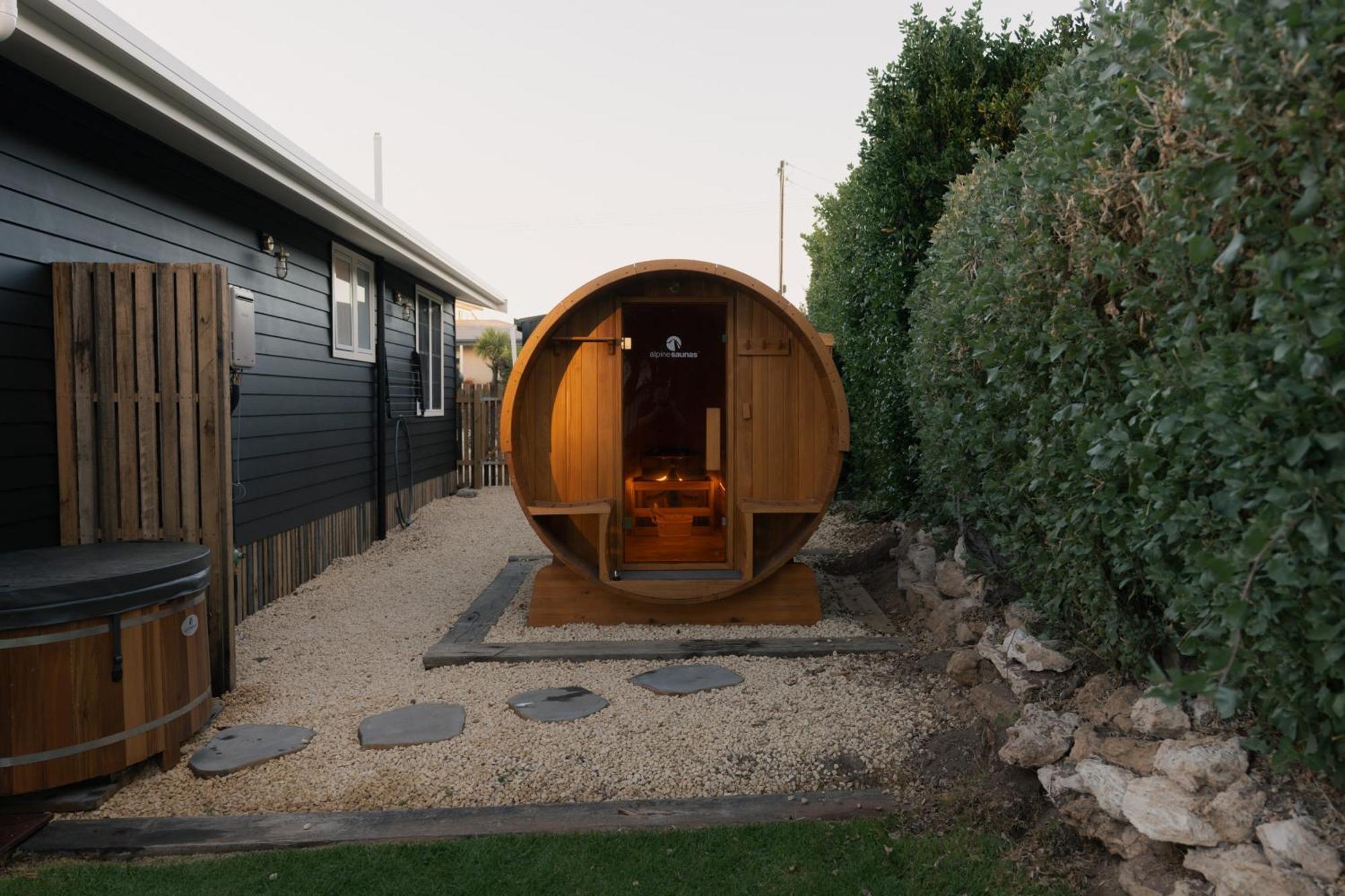 Holiday home The Woodshed Hot Stone Sauna & Ice Bath Robe